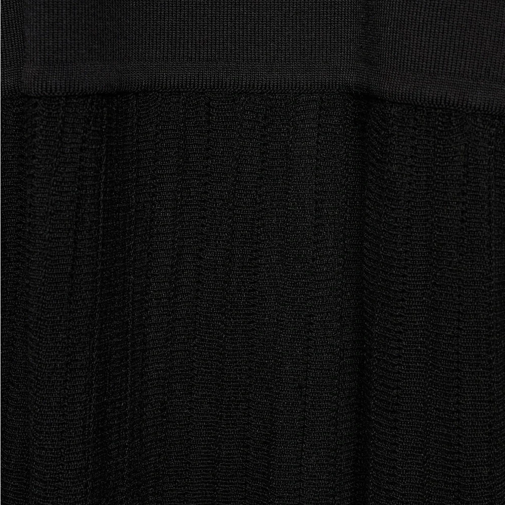 Sz S mango Vestigo black Gracy Textured Dress In a svelte, textured fabric, - Picture 6 of 15